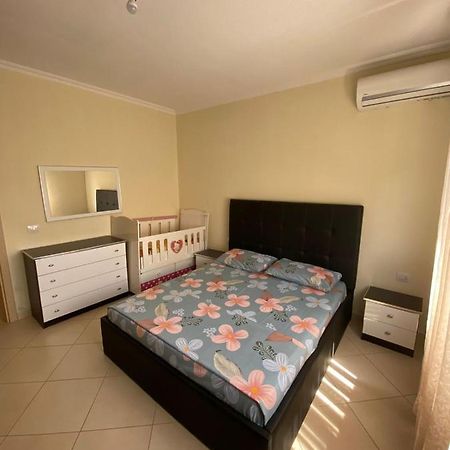Saimir Apartaments วญอเรอ ภายนอก รูปภาพ